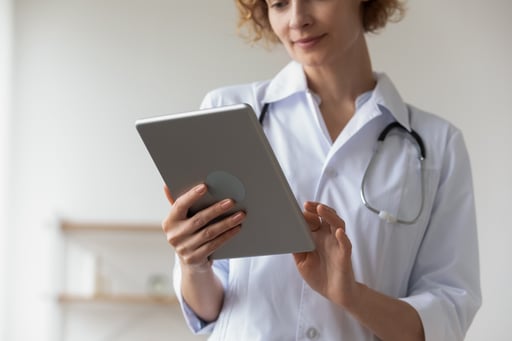 Female-doctor-consult-client-on-tablet-gadget-1256240264_1257x838-2